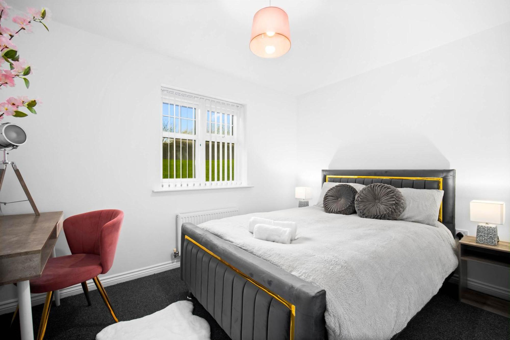 Harmony House 3 Bedroom New Build For Families, Contractors, Black Country Museum Sleeps 6 Tipton Buitenkant foto