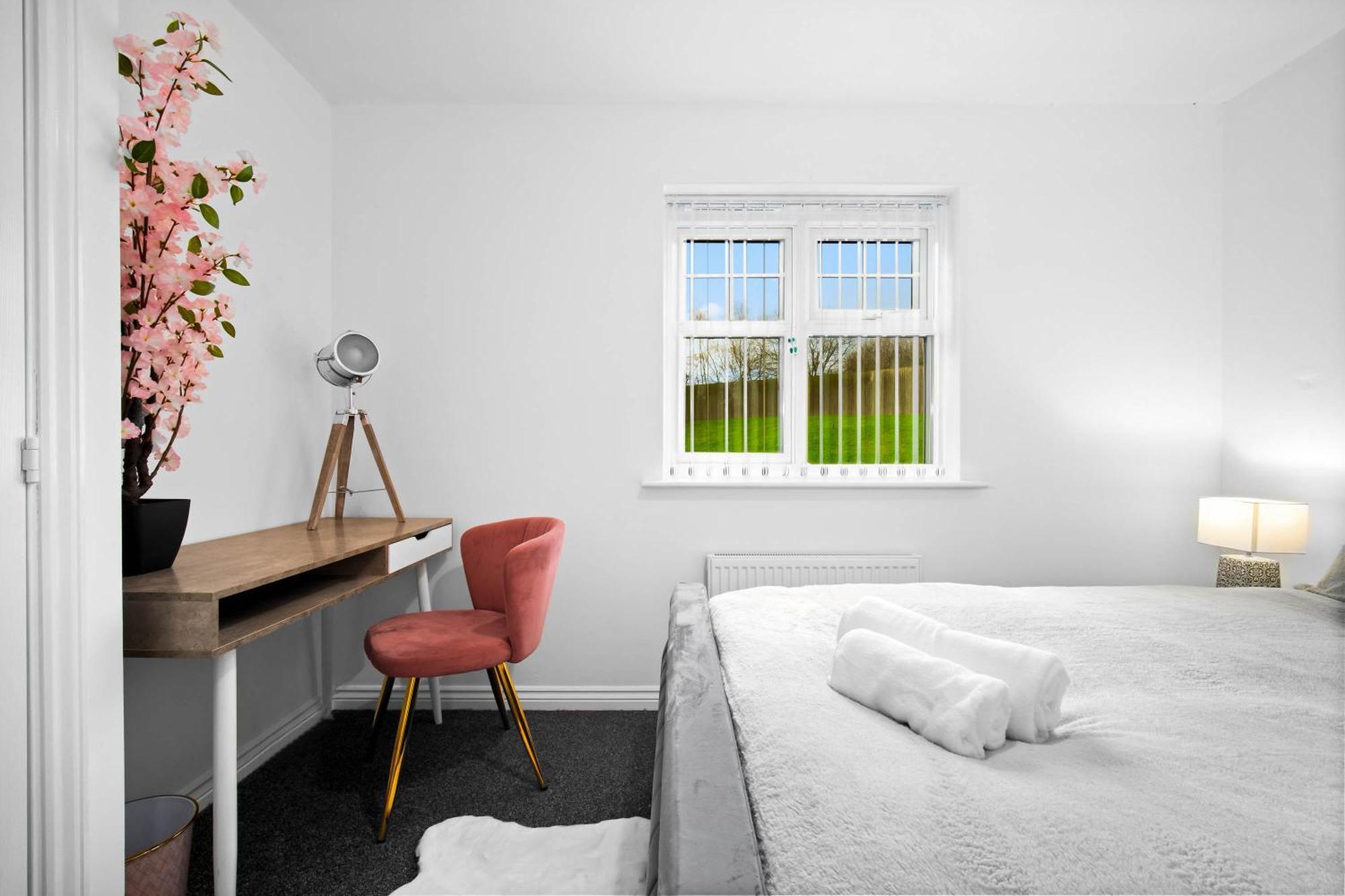 Harmony House 3 Bedroom New Build For Families, Contractors, Black Country Museum Sleeps 6 Tipton Buitenkant foto