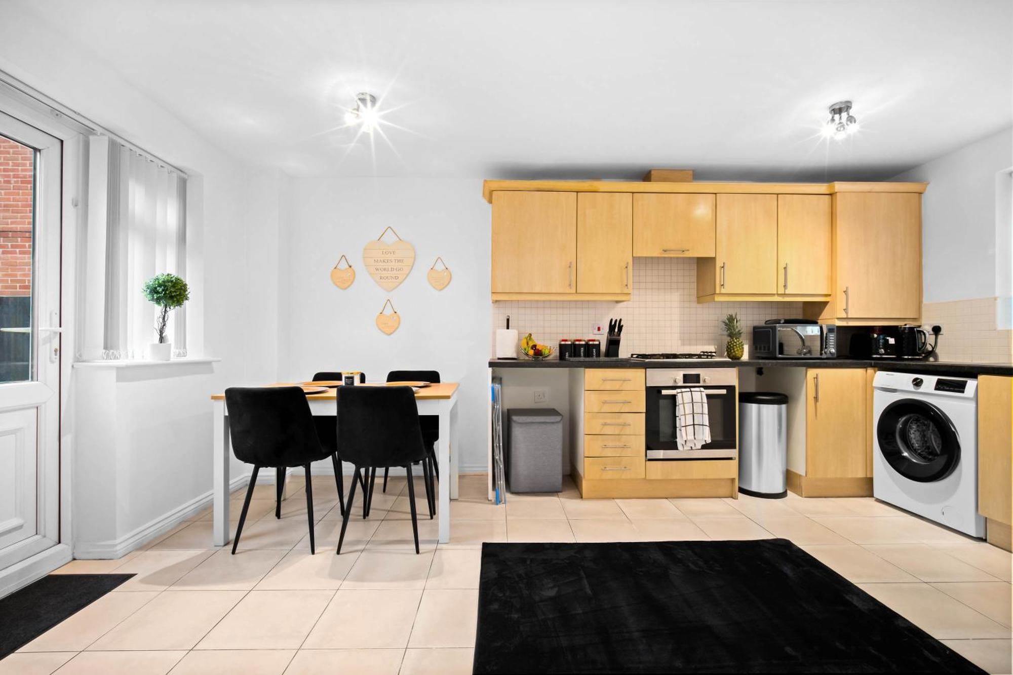 Harmony House 3 Bedroom New Build For Families, Contractors, Black Country Museum Sleeps 6 Tipton Buitenkant foto