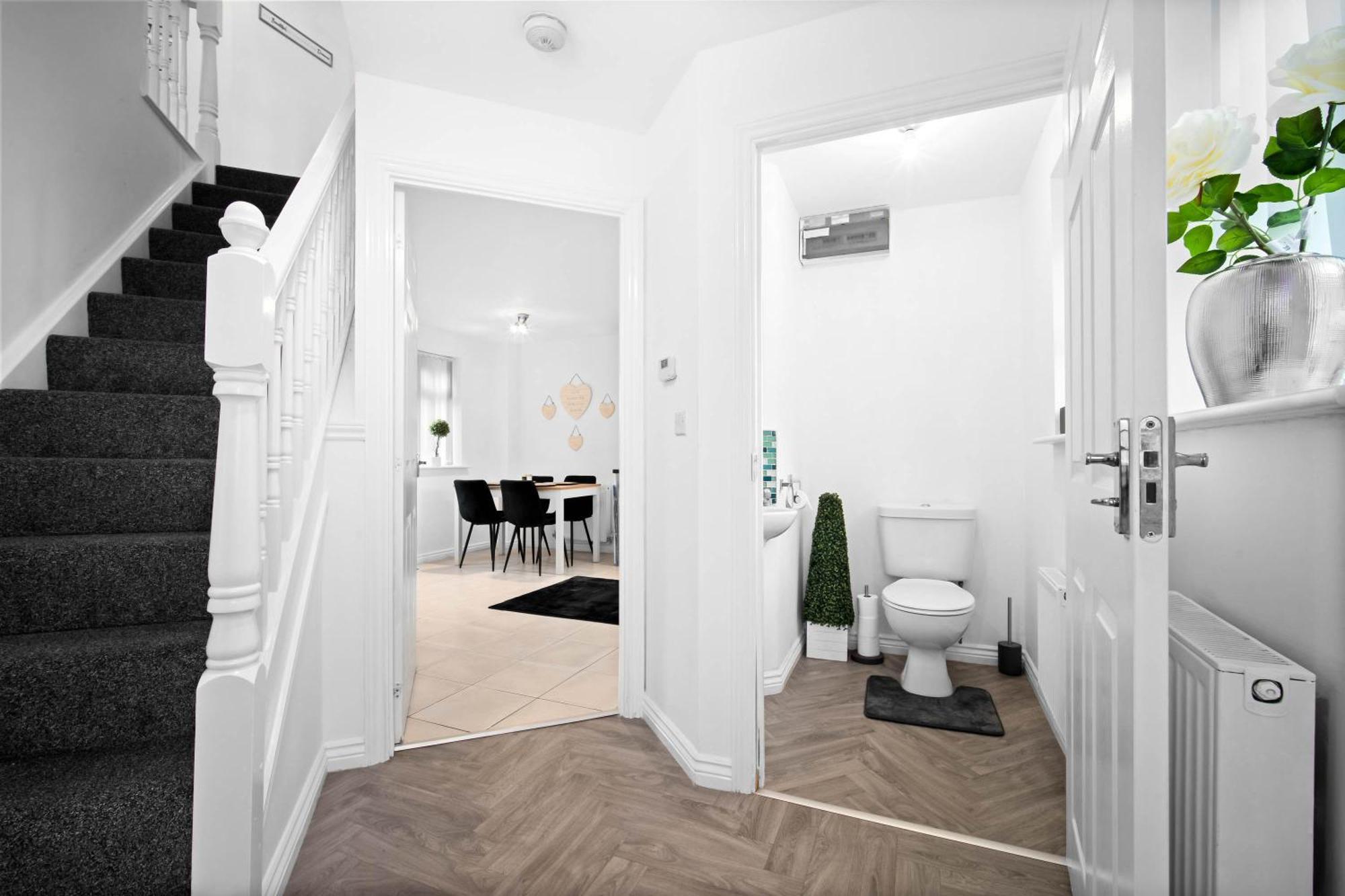 Harmony House 3 Bedroom New Build For Families, Contractors, Black Country Museum Sleeps 6 Tipton Buitenkant foto